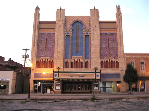 laurie movie theater mo